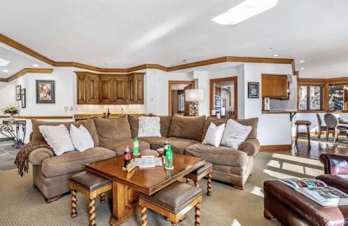 Beaver Creek House | 323 Beaver Creek Lodge