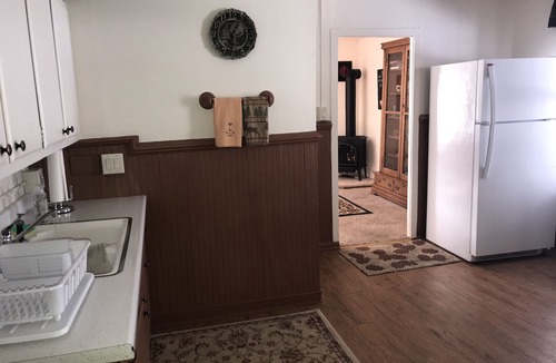 Ouray Cabin | 360 Views! Walk To Main Street and Hot Springs Pool! Relax And Enjoy The View