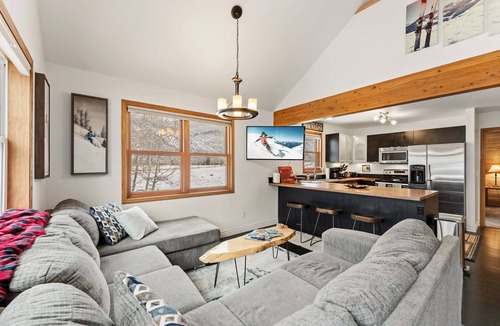 Eagle-Vail House | 3B/2BA + Loft | Vail Townhome | Ski Dog-Friendly