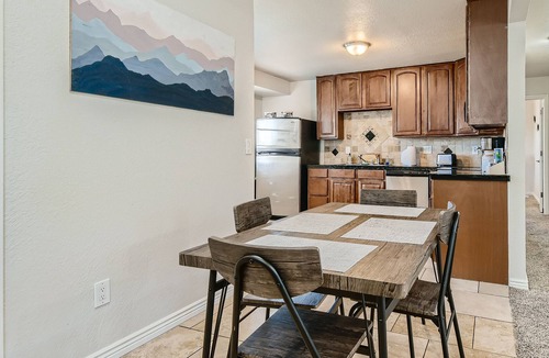 Thornton House | 3bd Home across from park/baseball field/skate park with firepit