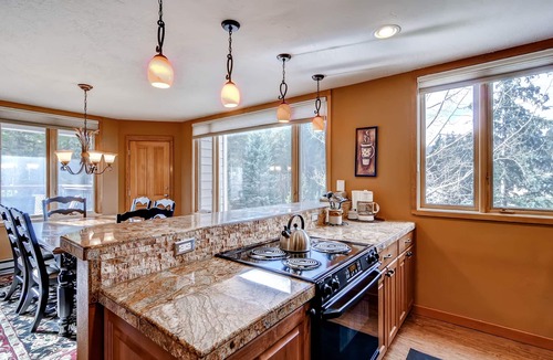 Lakeside Village Condo | 3bdr Condo-master Fireplace, Upgraded Kitchen, Kids Ski Free 3 Bedroom Condo by RedAwning