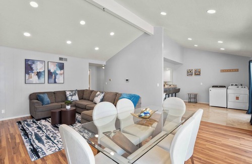 Midway City House | 3BR Chic & Modern Retreat near Disneyland