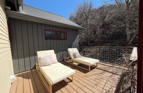 Durango House | 3BR Farmhouse in Durango with Fitness Room, Sauna, Bidets, Theater Entertainment
