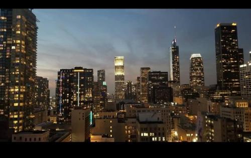 Historic Core Apartment | 3BR spacious Urban High-Rise Apt w Pool and Views