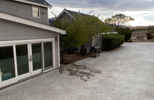 Leona Valley Cottage | 4 bedroom Hilltop cottage