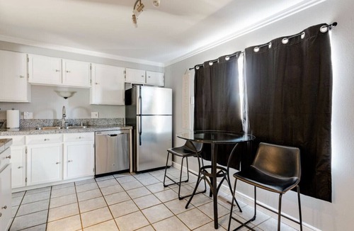 Park East House | 4 Bedrooms/5 Beds-Game Room~5 min Drive to College