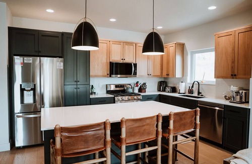 Crested Butte South House | 4 BR Cozy Upscale Mountain Retreat, Hot Tub, Mountain Views