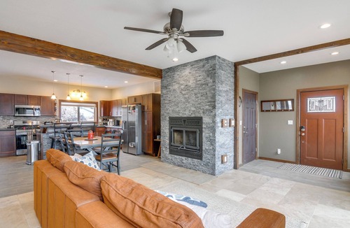 Pagosa Springs Cottage | 4 Mi to Hot Springs! Modern Mtn Home in Pagosa