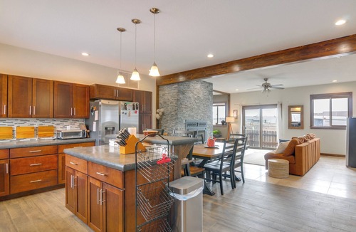 Pagosa Springs Cottage | 4 Mi to Hot Springs! Modern Mtn Home in Pagosa