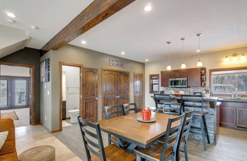 Pagosa Springs Cottage | 4 Mi to Hot Springs! Modern Mtn Home in Pagosa