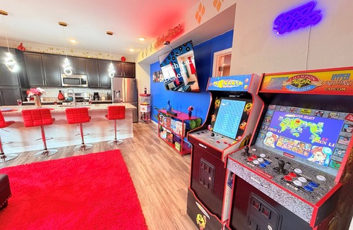Commerce City House | 420 5BR PS5 PoolTable GameArcade Near Golf Course