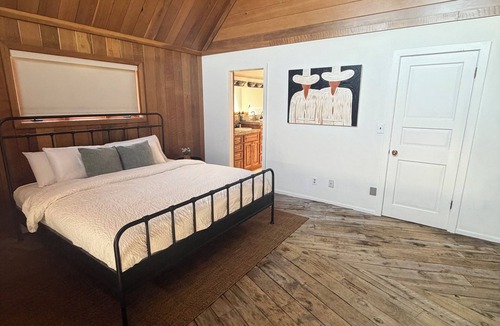 Buena Vista House | 43-Acre Working Farm - 5BR, Sleeps 11 - Collegiate Peaks Views - Cheese Creamery