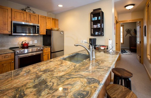 Copper Mountain Village Condo | 48 m² Condo ∙ 1 bedroom ∙ 4 guests