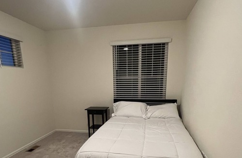 Commerce City House | 4BD/2.5BTH MINS AWAY FROM DIA