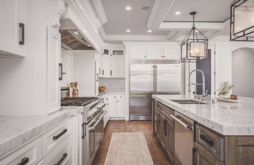 Tree Section House | 4bed/6bath Santa Barbara coastal Estate in Manhattan Beach