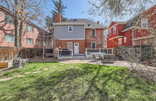 Congress Park House | 4BR Family Home w Yard, Monthly in Congress Park