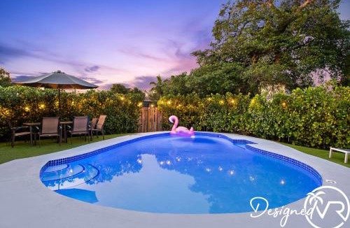 Dania Beach House | 4BR retreat w heated pool backyard BBQ grill