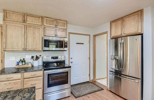 Wildernest House | 4BR Townhome w/Private Hot Tub, Garage, and Deck