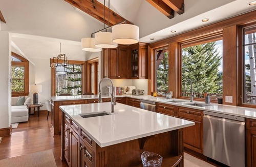 Snowmass Village House | 5 Bed/5.5 Bath Ski-In, Ski-Out Home in Exclusive Two Creeks Neighborhood