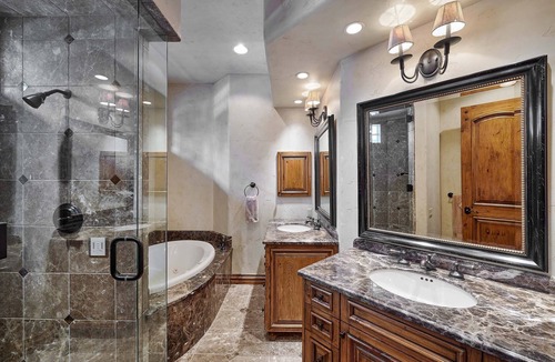 Snowmass Village Ski Chalet | 5 Bedroom Spacious and Private Pines Home