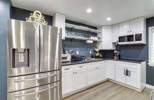 Brighton Apartment | 5 Mi to Barr Lake! Suburban Family Retreat