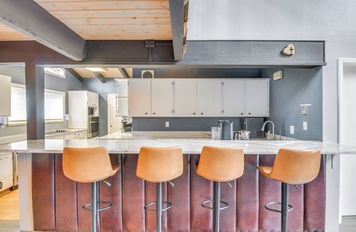 Evergreen Meadows Cottage | 5 Mi to Dtwn Evergreen: Mtn-view Escape