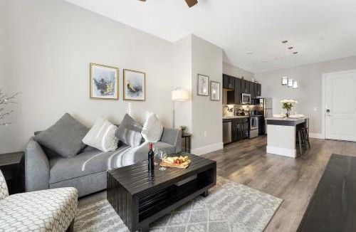Golden House | 5 Mi to Red Rocks! Updated Home Near Hiking Trails