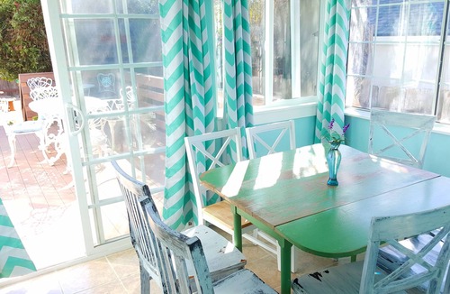 Grover Beach House | 5 MINUTE Walk to Beach! 4 br 2 bath Gorgeous Private CLASSIC California Bungalow