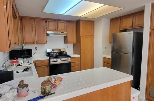 Stevenson Ranch House | 5 minutes to the Magic Mountain theme park! The whole family-sized townhouse.