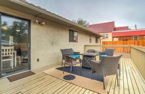 Colorado Springs House | 5BD Two Homes Firepit Great Family Vacation Area
