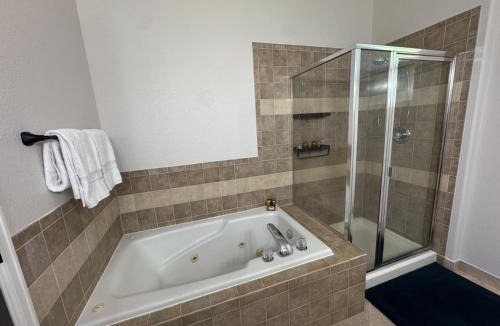 Greeley House | 5BR Greeley Home - Sleeps 14, Pets Ok, EV Charger