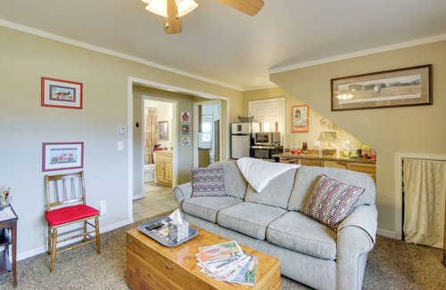 Fort Collins Apartment | 6 Mi to Dtwn Fort Collins: Cozy Apt w/Shared Yard