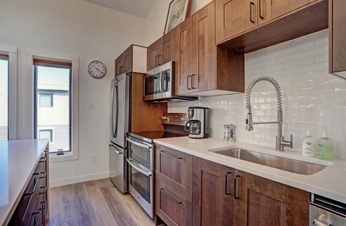 Warrior's Mark Condo | 66 m² Condo ∙ 1 bedroom ∙ 6 guests