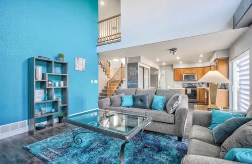 Northeast Colorado Springs House | 6BR Mountain View w HotTub ArcadeGame Northside CO