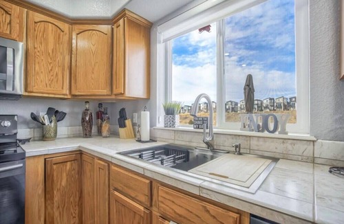 Northeast Colorado Springs House | 6BR Mountain View w HotTub ArcadeGame Northside CO