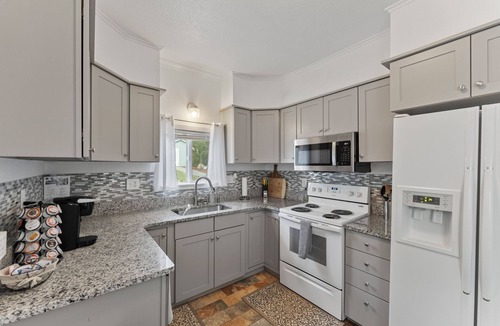 Colorado Springs House | 7-6 now available! 3 bedroom Downtown with Firepits and backyard