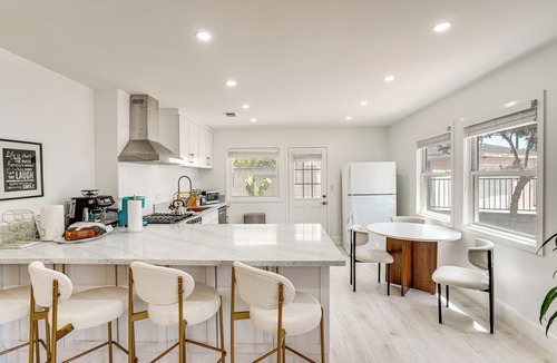 Midway City House | 7 Mi Huntington Beach: Family Home w/Patio!