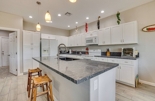 Sunridge Estates House | 7 Mi to Golf: Mtn-View Retreat in Bullhead City