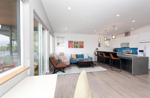 Durango House | 784 Florida