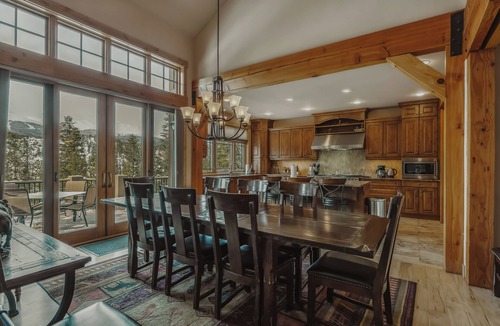 Weisshorn House | 8 Bedroom Home by InvitedHome | Walk to Downtown, Hike, Bike, Hot Tub, Patio