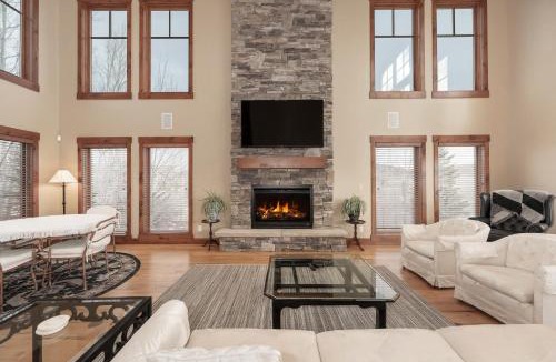 Grand Elk Ranch House | 892 Saddle Ridge