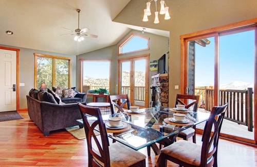Estes Park Condo | 94 m² Condo ∙ 2 bedrooms ∙ 6 guests