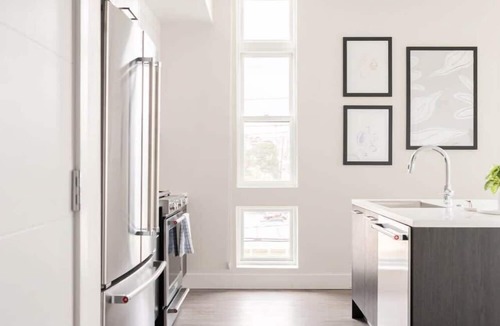 Highland Condo | A Luxe Point of View | Pet-Friendly | Zuni Lofts