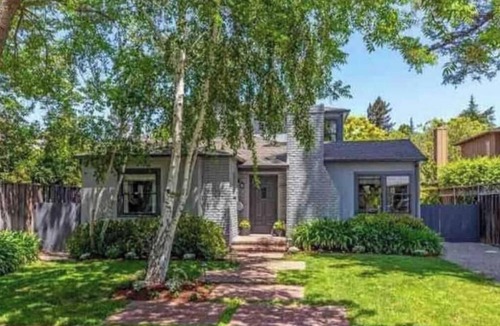 Old Palo Alto Cottage | A quiet studio, Ideal for scholars, remote professionals, and long-stay guests