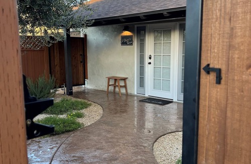 Santa Ynez House | A Stone's Throw- Walkable 2 Bd 2 Bth w/Patio Fire Pit in the Heart of Santa Ynez