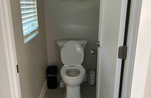 Las Vegas Apartment | A Stunning 2 in 1 studio w/Master bathroom suit