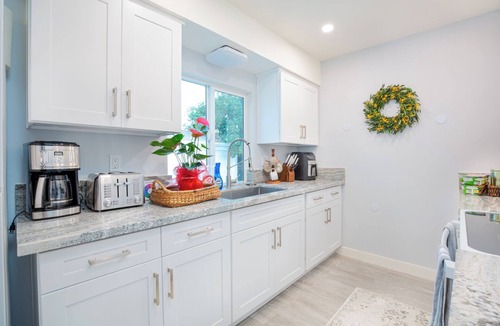 Midway City Villa | A Tranquit Retreat Near Disneyland and OC Gems