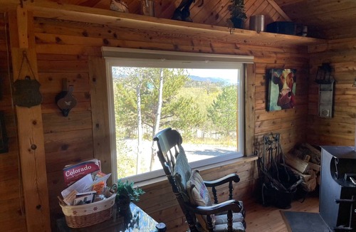 Stagetop Cabin | A True Log Cabin in The Woods with Mountain Views in Indian Mountain