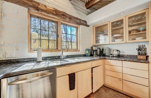 Broadmoor House | Adobe del Sol! House & Cottage by The Broadmoor!