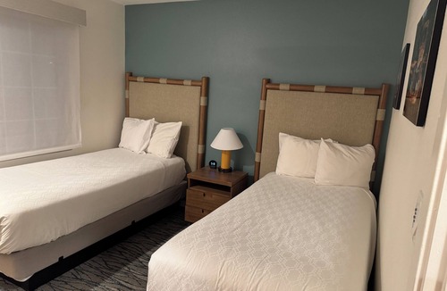 Big Bear Lake Resort | Adorable and Cozy in Big Bear 2 BdRm Sleeps 6 Full Kitchen 2 Full Bath Patio BBQ